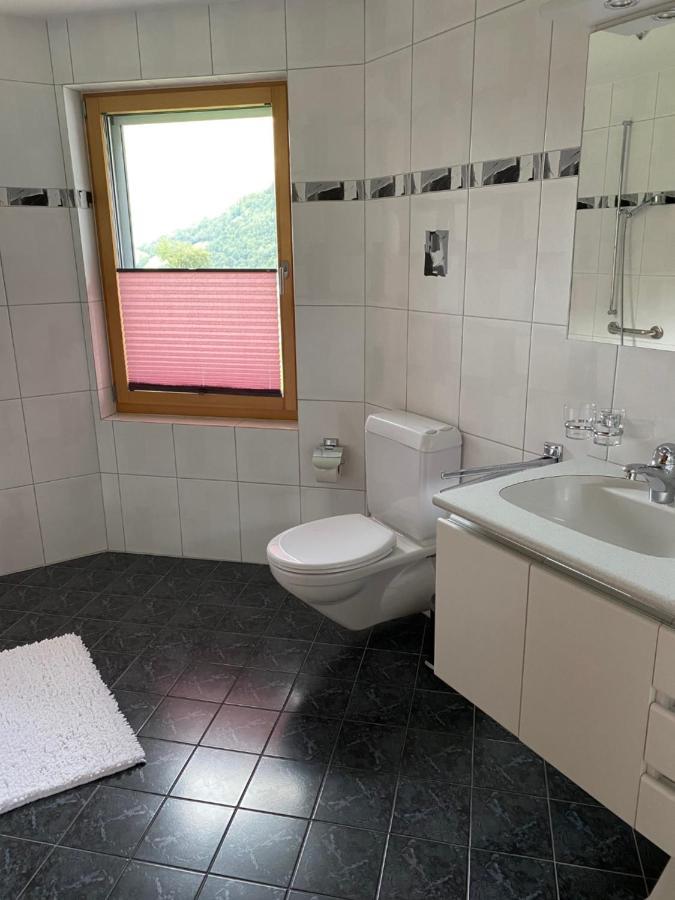 Ferienwohnung Fuer 5 Personen In Cumpadials, Inmitten Der Surselva Sumvitg Bagian luar foto